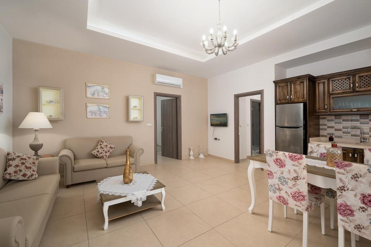 קמילרי Orelia Cretan Deluxe Apartments מראה חיצוני תמונה