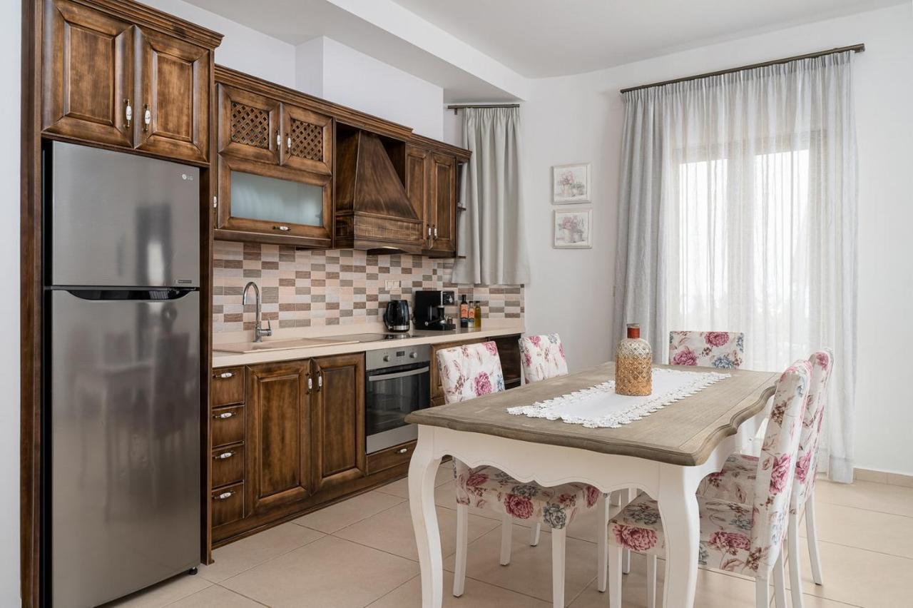 קמילרי Orelia Cretan Deluxe Apartments מראה חיצוני תמונה